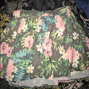 Floral mini skirt